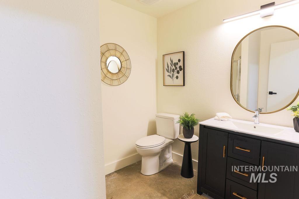 4756 Bitterbrush, Boise, Idaho 83703, 3 Bedrooms, 2 Bathrooms, Residential For Sale, Price $454,900,MLS 98972608