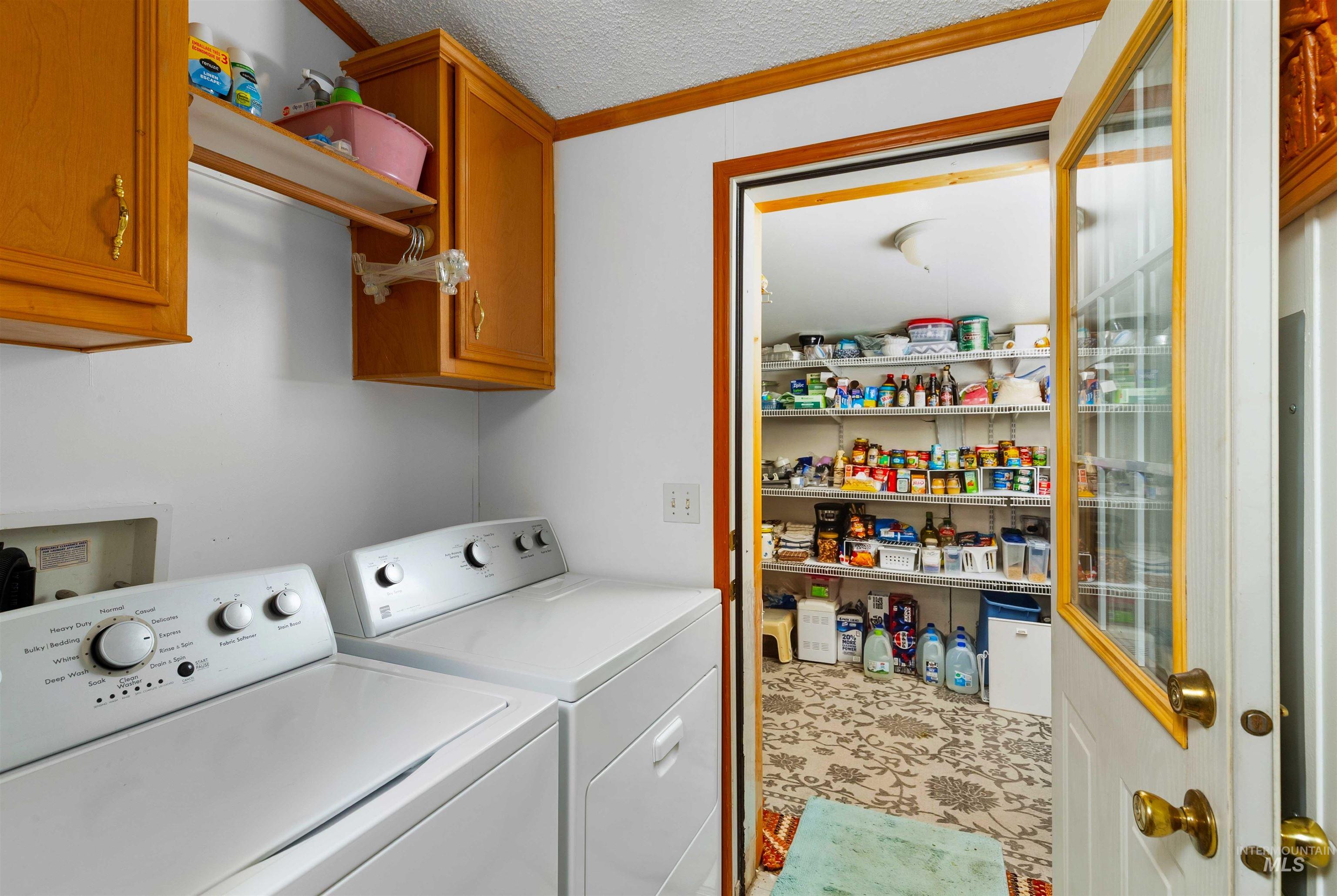 469010 Highway 95, Sagle, Idaho 83860, 2 Bedrooms, 2 Bathrooms, Residential For Sale, Price $174,900,MLS 98972610