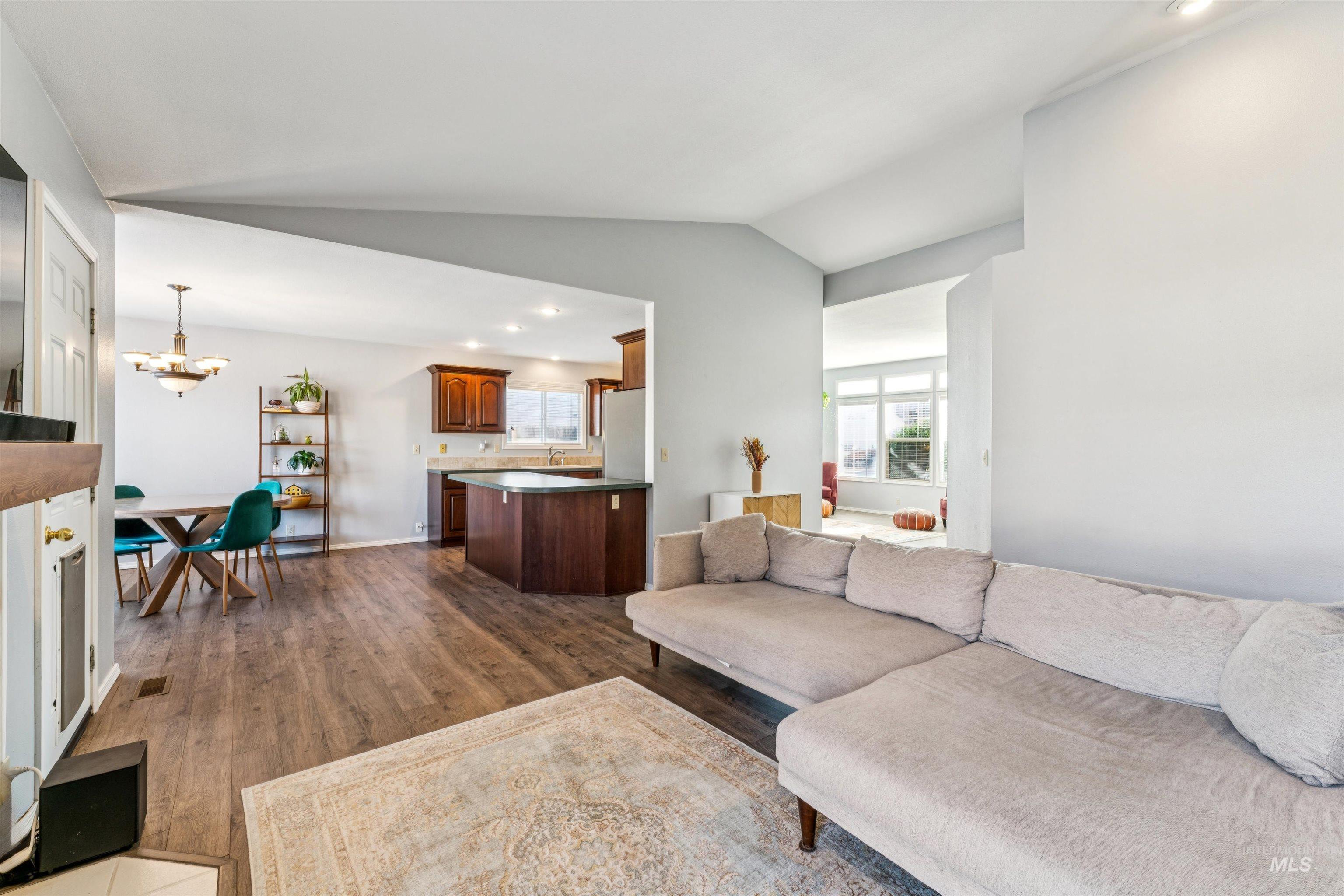 11968 W Bronte, Boise, Idaho 83709, 3 Bedrooms, 2 Bathrooms, Residential For Sale, Price $460,000,MLS 98972613