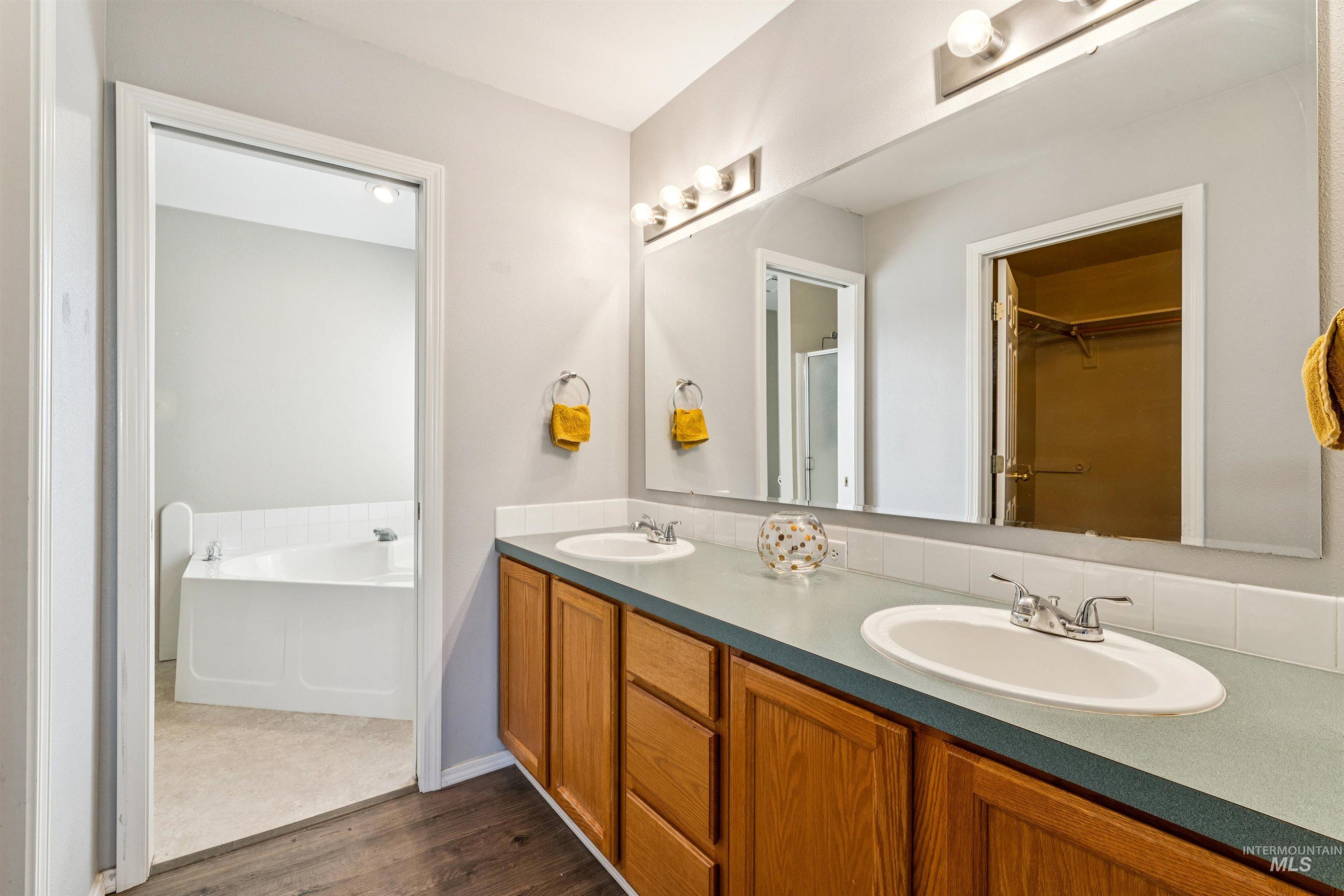 11968 W Bronte, Boise, Idaho 83709, 3 Bedrooms, 2 Bathrooms, Residential For Sale, Price $460,000,MLS 98972613