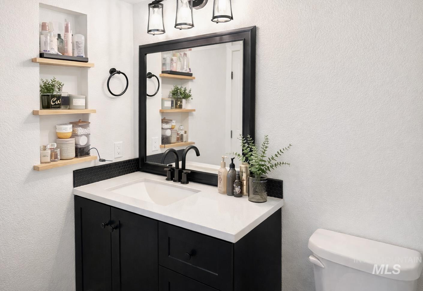 10907 W Annafaye St, Star, Idaho 83669, 3 Bedrooms, 2 Bathrooms, Residential For Sale, Price $420,000,MLS 98972614