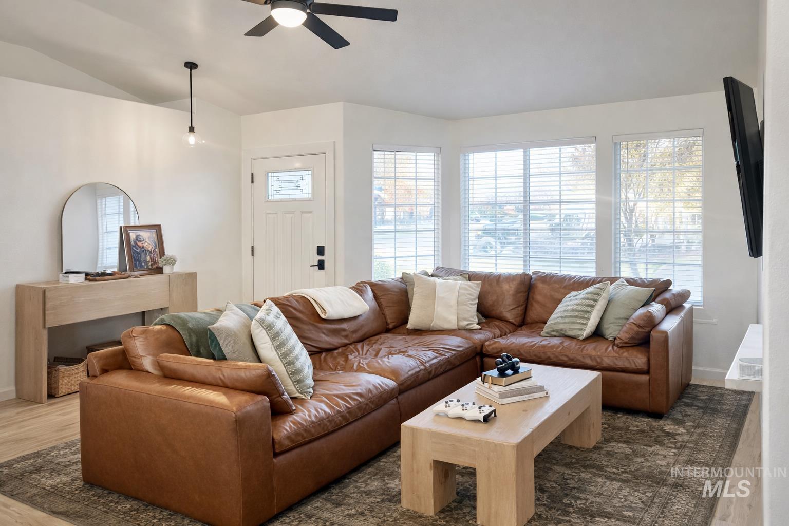 10907 W Annafaye St, Star, Idaho 83669, 3 Bedrooms, 2 Bathrooms, Residential For Sale, Price $420,000,MLS 98972614