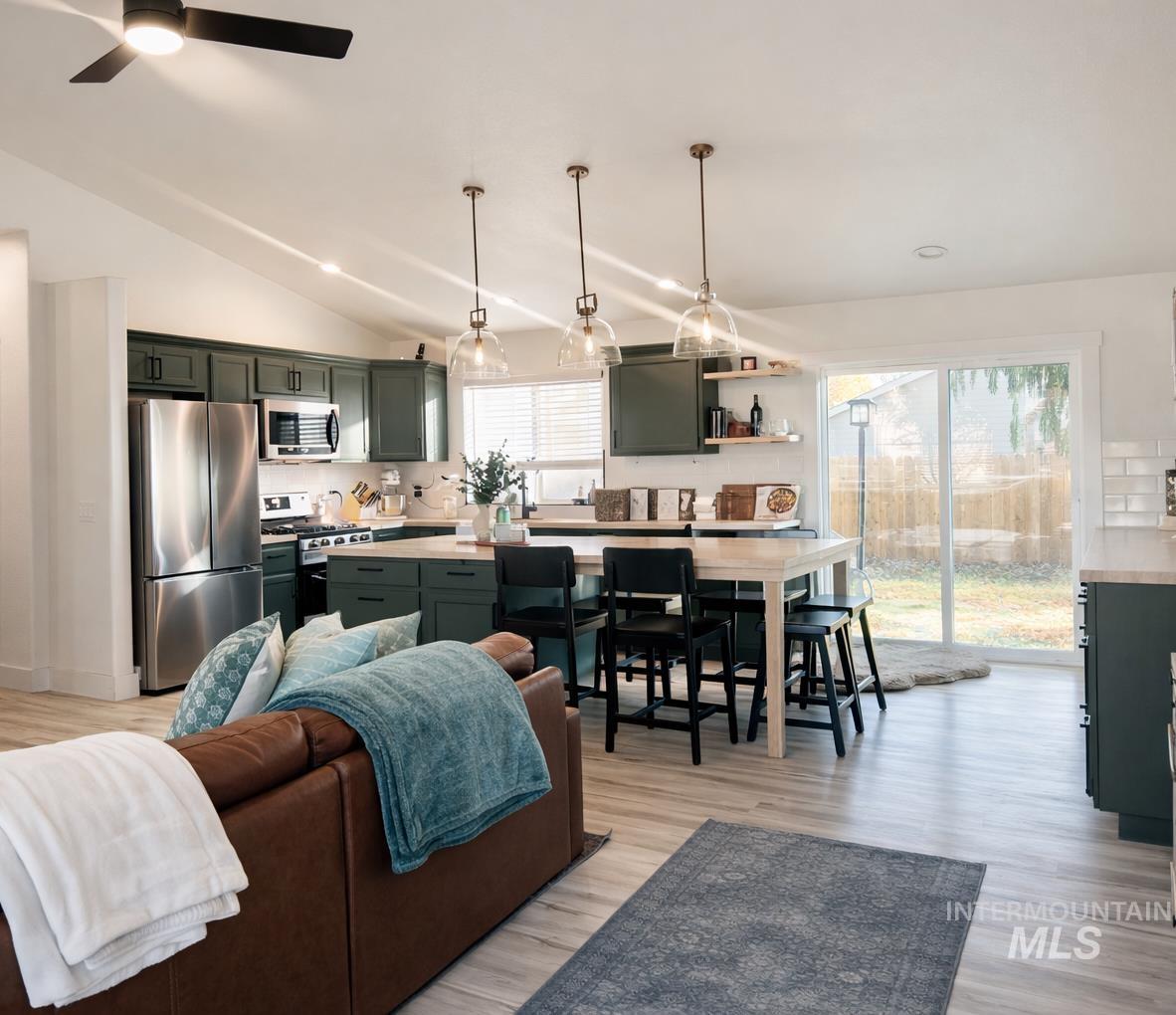 10907 W Annafaye St, Star, Idaho 83669, 3 Bedrooms, 2 Bathrooms, Residential For Sale, Price $420,000,MLS 98972614