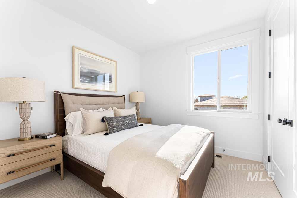 411 E Lombard Ln, Eagle, Idaho 83616, 4 Bedrooms, 3.5 Bathrooms, Residential For Sale, Price $769,900,MLS 98972615