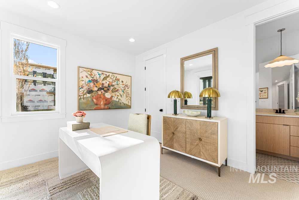 411 E Lombard Ln, Eagle, Idaho 83616, 4 Bedrooms, 3.5 Bathrooms, Residential For Sale, Price $769,900,MLS 98972615