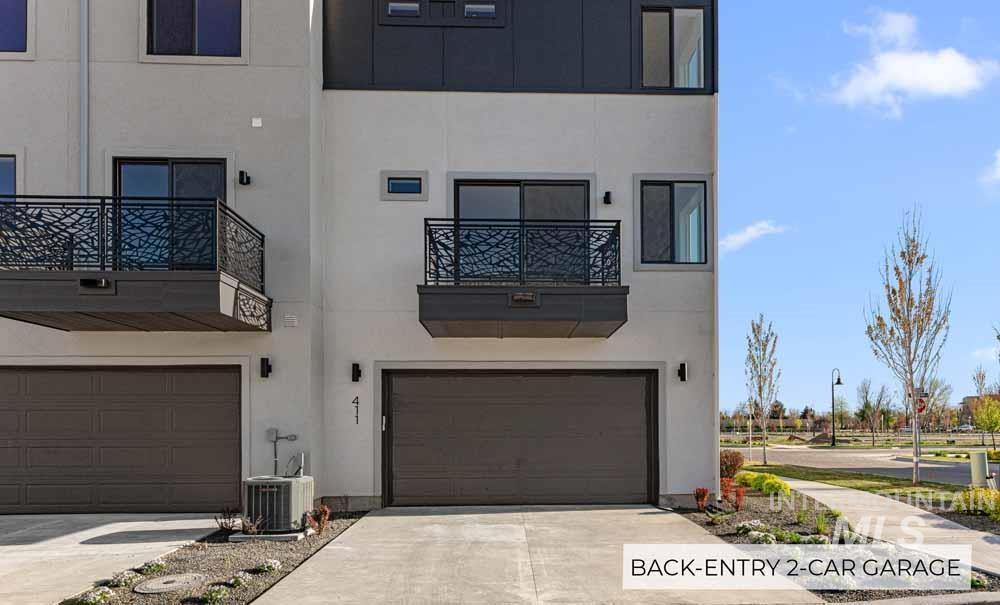 411 E Lombard Ln, Eagle, Idaho 83616, 4 Bedrooms, 3.5 Bathrooms, Residential For Sale, Price $769,900,MLS 98972615