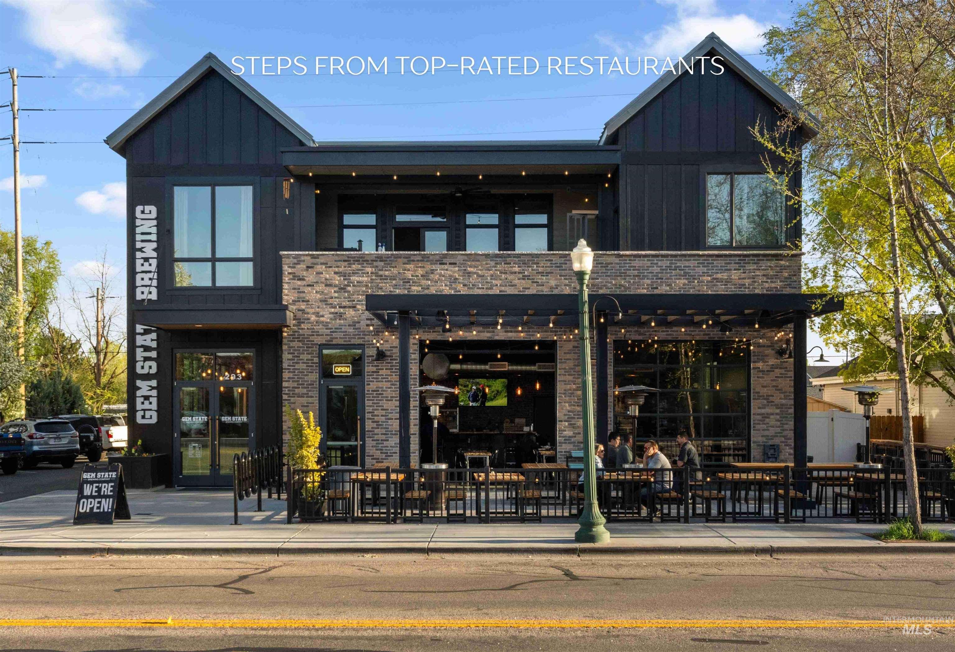 411 E Lombard Ln, Eagle, Idaho 83616, 4 Bedrooms, 3.5 Bathrooms, Residential For Sale, Price $769,900,MLS 98972615