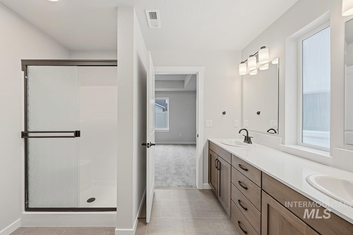 238 W Norwich St., Meridian, Idaho 83642, 3 Bedrooms, 2 Bathrooms, Residential For Sale, Price $455,800,MLS 98972616