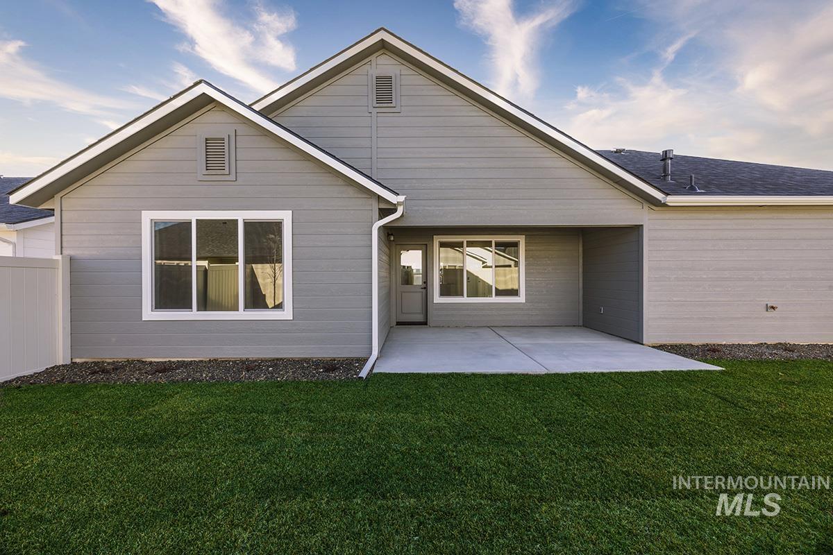 238 W Norwich St., Meridian, Idaho 83642, 3 Bedrooms, 2 Bathrooms, Residential For Sale, Price $455,800,MLS 98972616