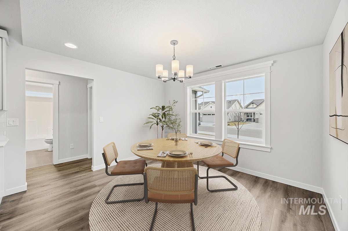 238 W Norwich St., Meridian, Idaho 83642, 3 Bedrooms, 2 Bathrooms, Residential For Sale, Price $455,800,MLS 98972616