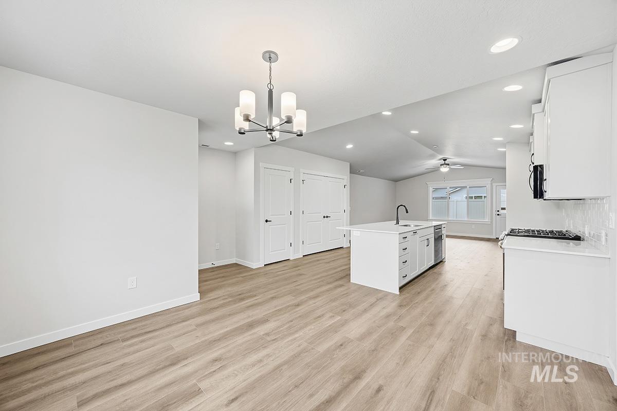 238 W Norwich St., Meridian, Idaho 83642, 3 Bedrooms, 2 Bathrooms, Residential For Sale, Price $455,800,MLS 98972616