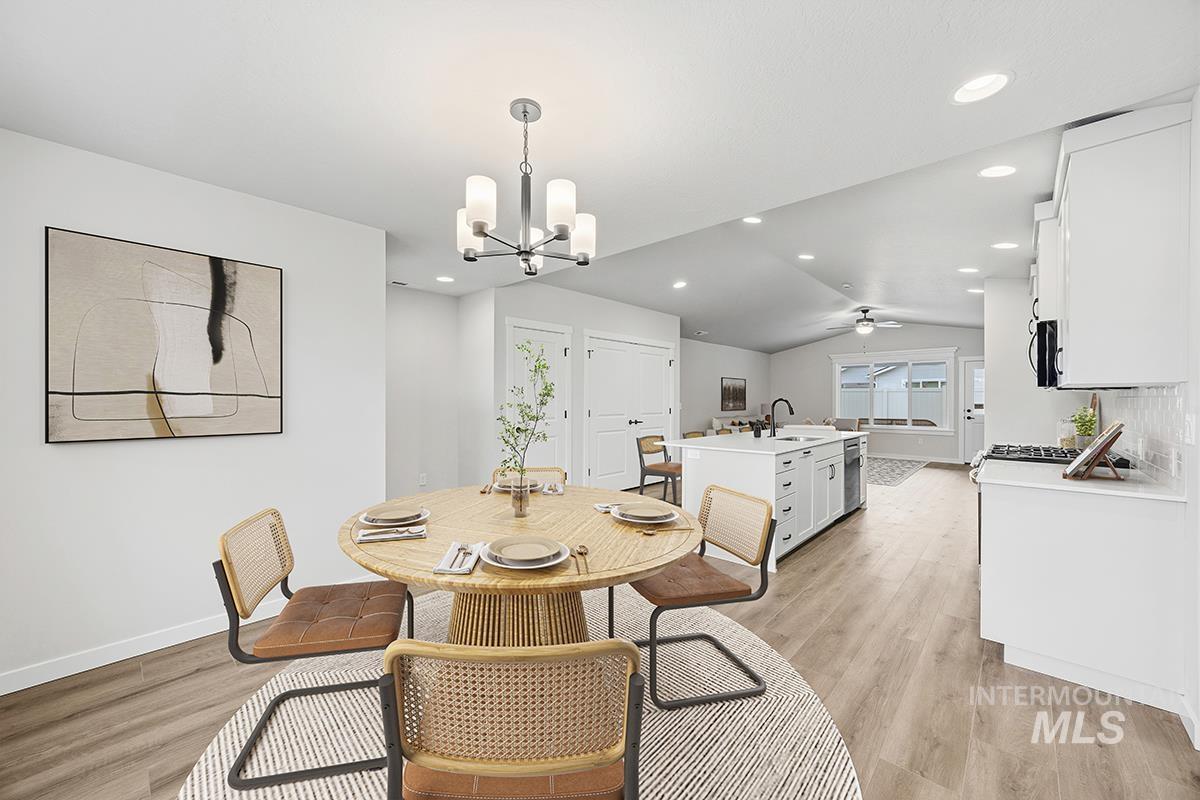 238 W Norwich St., Meridian, Idaho 83642, 3 Bedrooms, 2 Bathrooms, Residential For Sale, Price $455,800,MLS 98972616