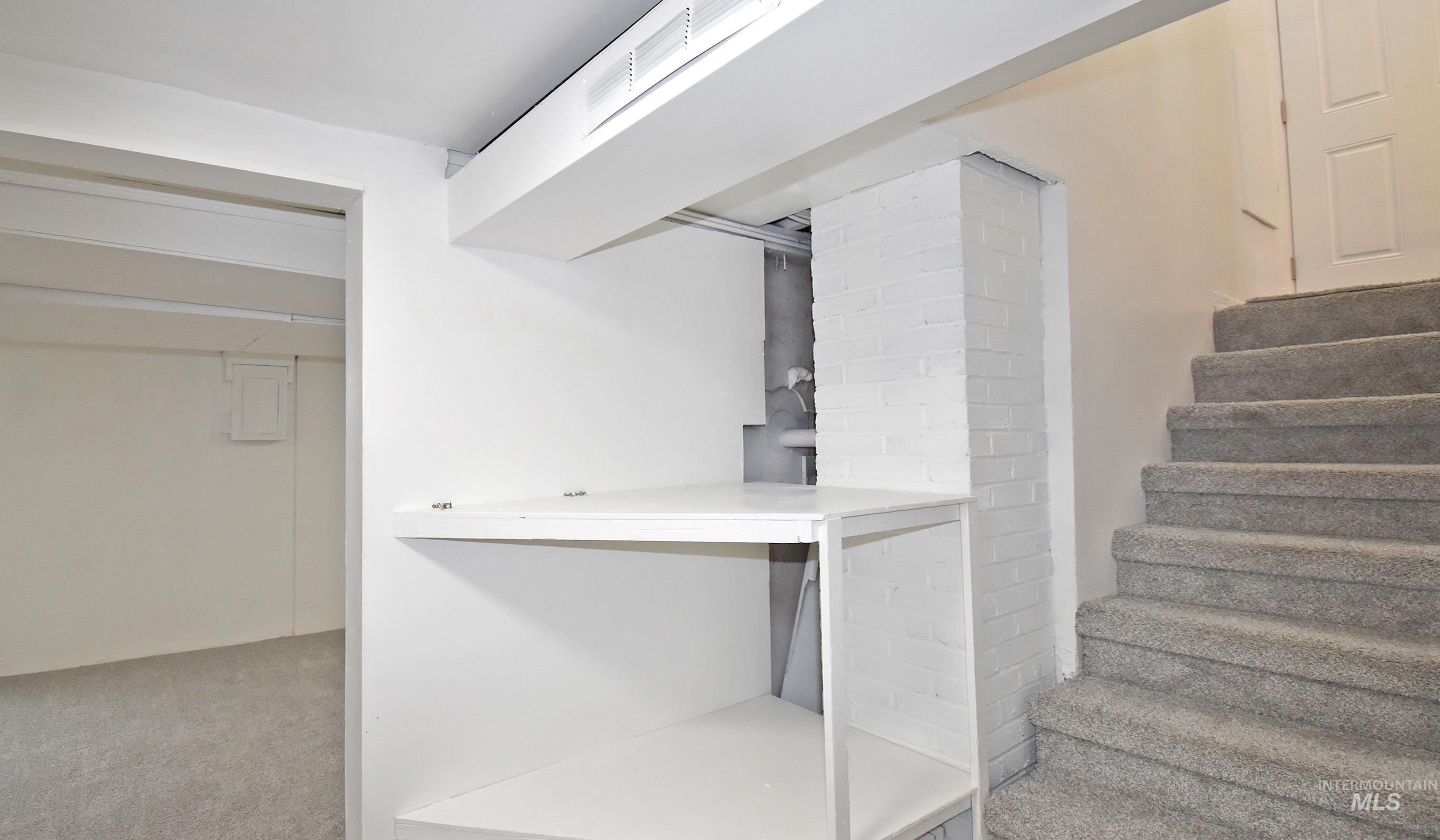 907 Maple Street, Clarkston, Washington 99403, 2 Bedrooms, 1 Bathroom, Residential For Sale, Price $279,000,MLS 98972617