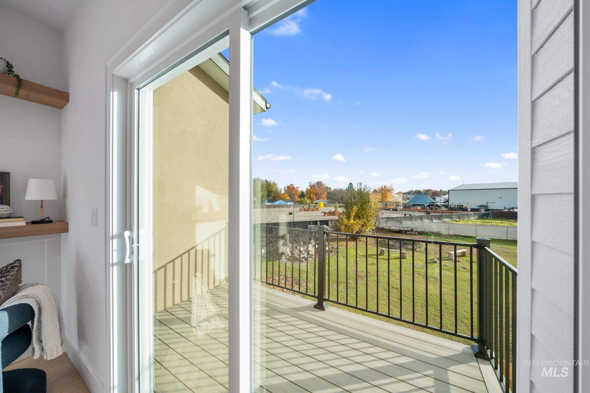 5264 N River Water Ln, Garden City, Idaho 83714, 3 Bedrooms, 2.5 Bathrooms, Residential For Sale, Price $749,900,MLS 98972619