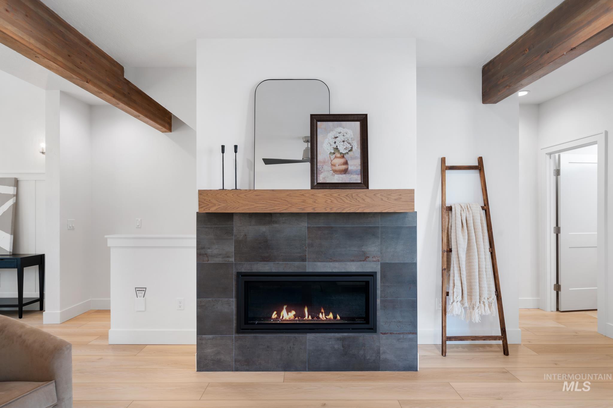 5264 N River Water Ln, Garden City, Idaho 83714, 3 Bedrooms, 2.5 Bathrooms, Residential For Sale, Price $749,900,MLS 98972619