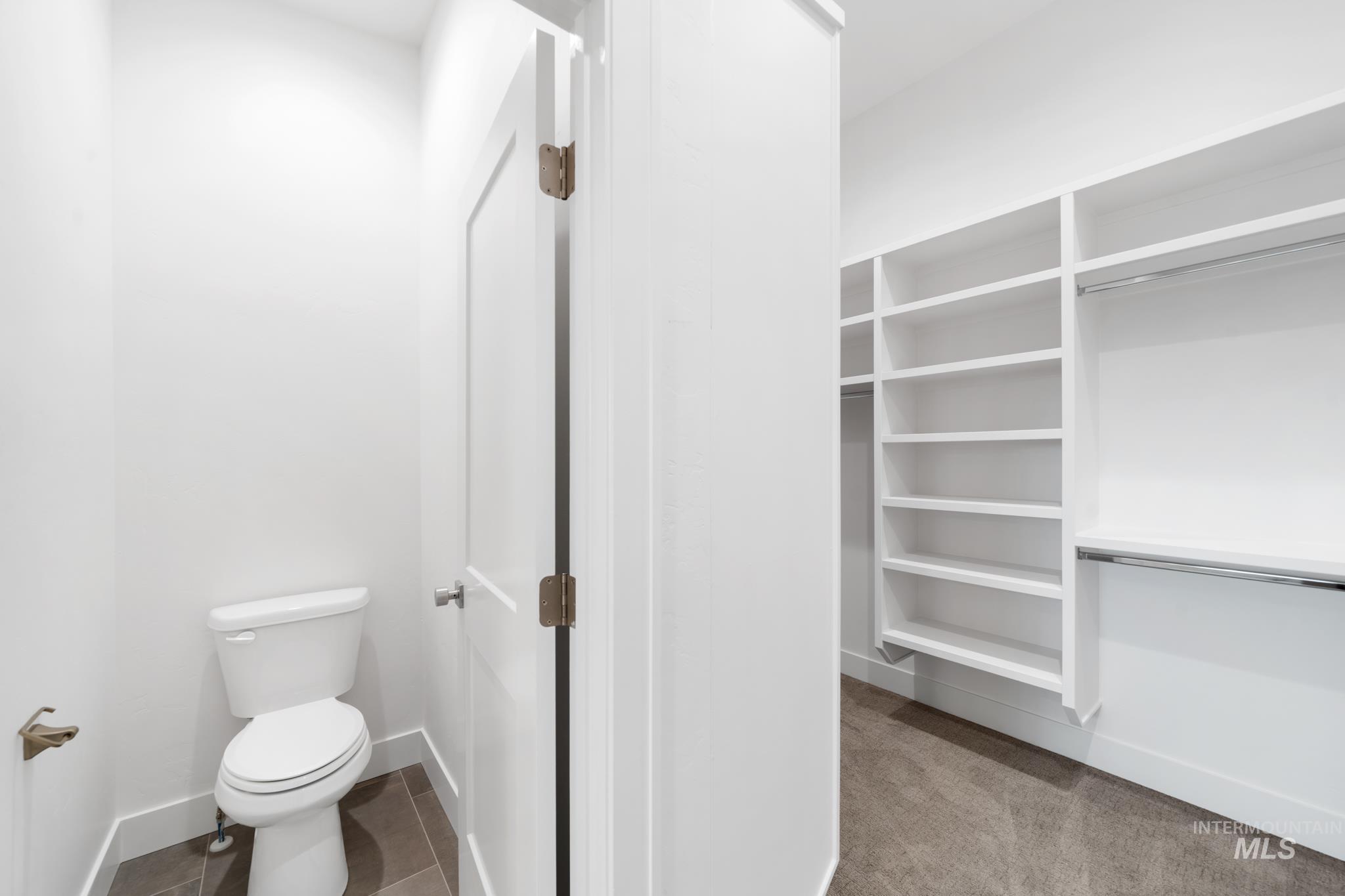 5264 N River Water Ln, Garden City, Idaho 83714, 3 Bedrooms, 2.5 Bathrooms, Residential For Sale, Price $749,900,MLS 98972619