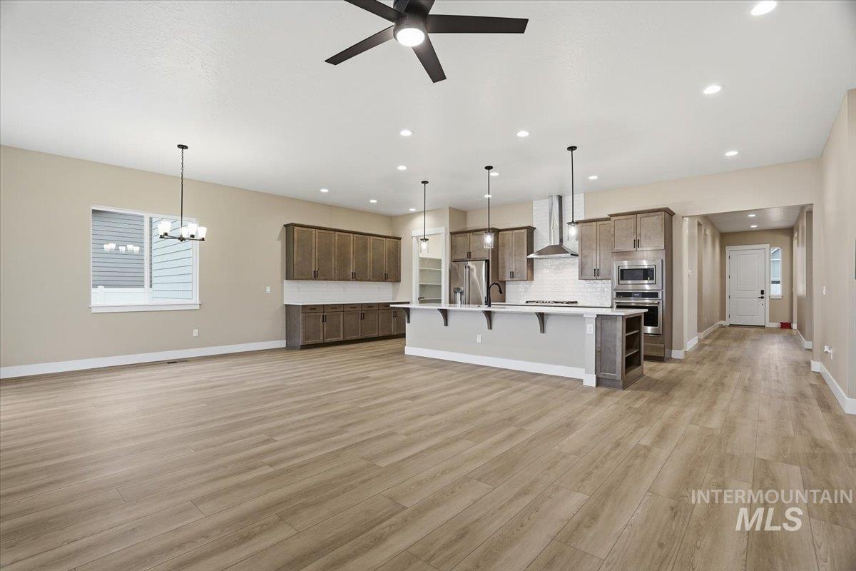 857 N Falling Water Way, Eagle, Idaho 83616, 3 Bedrooms, 2.5 Bathrooms, Residential For Sale, Price $839,990,MLS 98972621