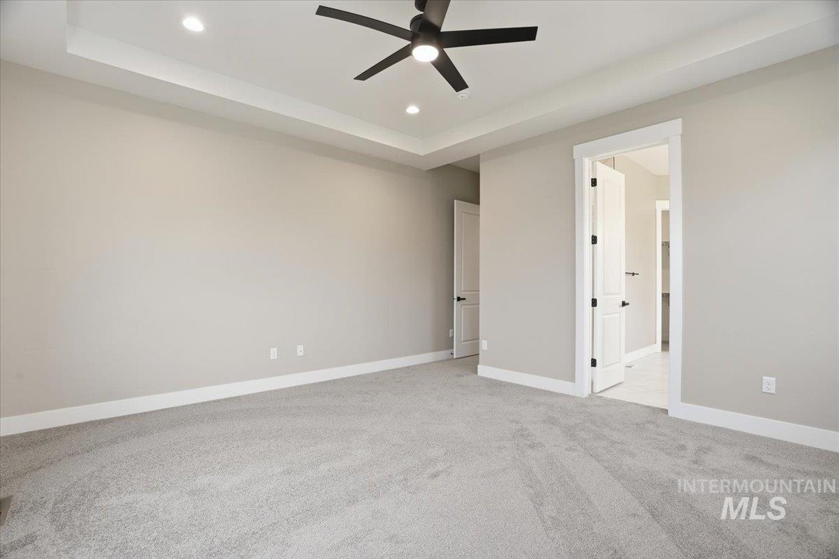 857 N Falling Water Way, Eagle, Idaho 83616, 3 Bedrooms, 2.5 Bathrooms, Residential For Sale, Price $839,990,MLS 98972621