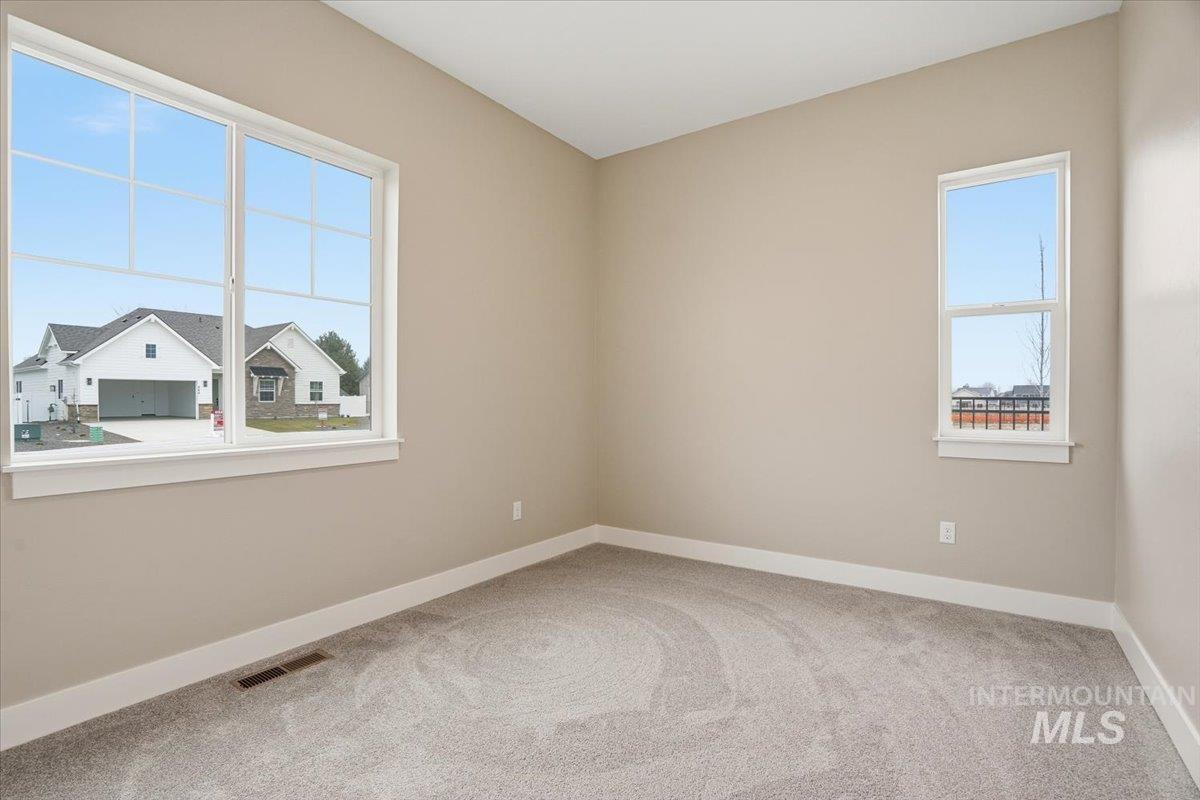 857 N Falling Water Way, Eagle, Idaho 83616, 3 Bedrooms, 2.5 Bathrooms, Residential For Sale, Price $839,990,MLS 98972621