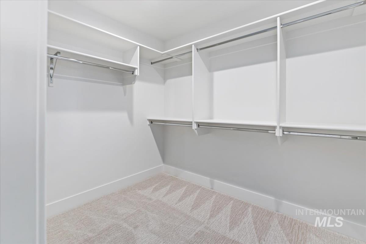 2527 E Cavern Way, Meridian, Idaho 83642, 4 Bedrooms, 3 Bathrooms, Residential For Sale, Price $899,900,MLS 98972622