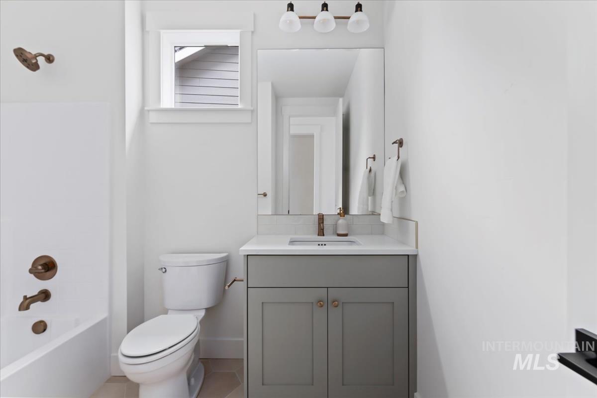 2527 E Cavern Way, Meridian, Idaho 83642, 4 Bedrooms, 3 Bathrooms, Residential For Sale, Price $899,900,MLS 98972622