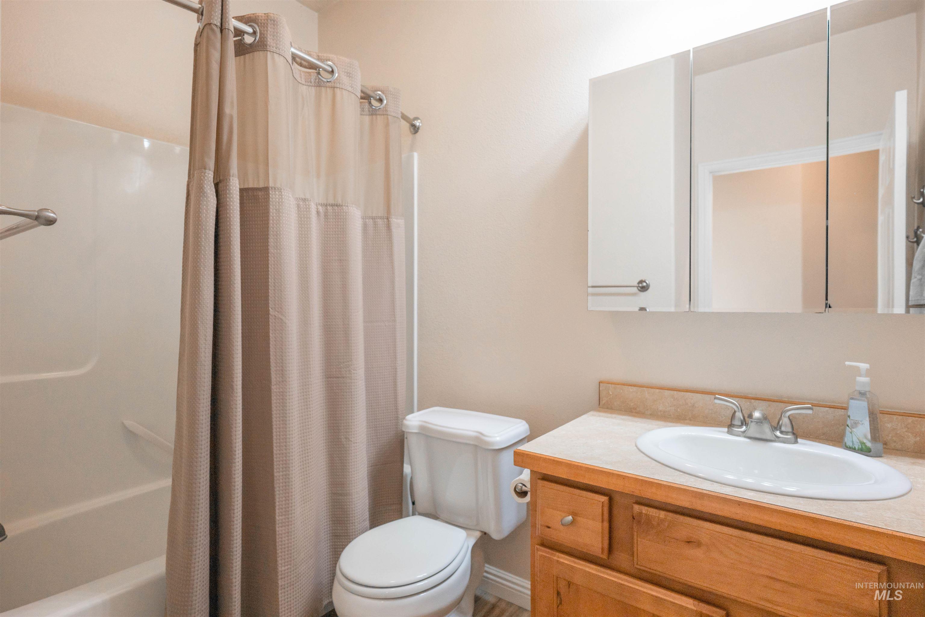 431 Pratt Pl, Burley, Idaho 83318, 3 Bedrooms, 2 Bathrooms, Residential For Sale, Price $425,000,MLS 98972624