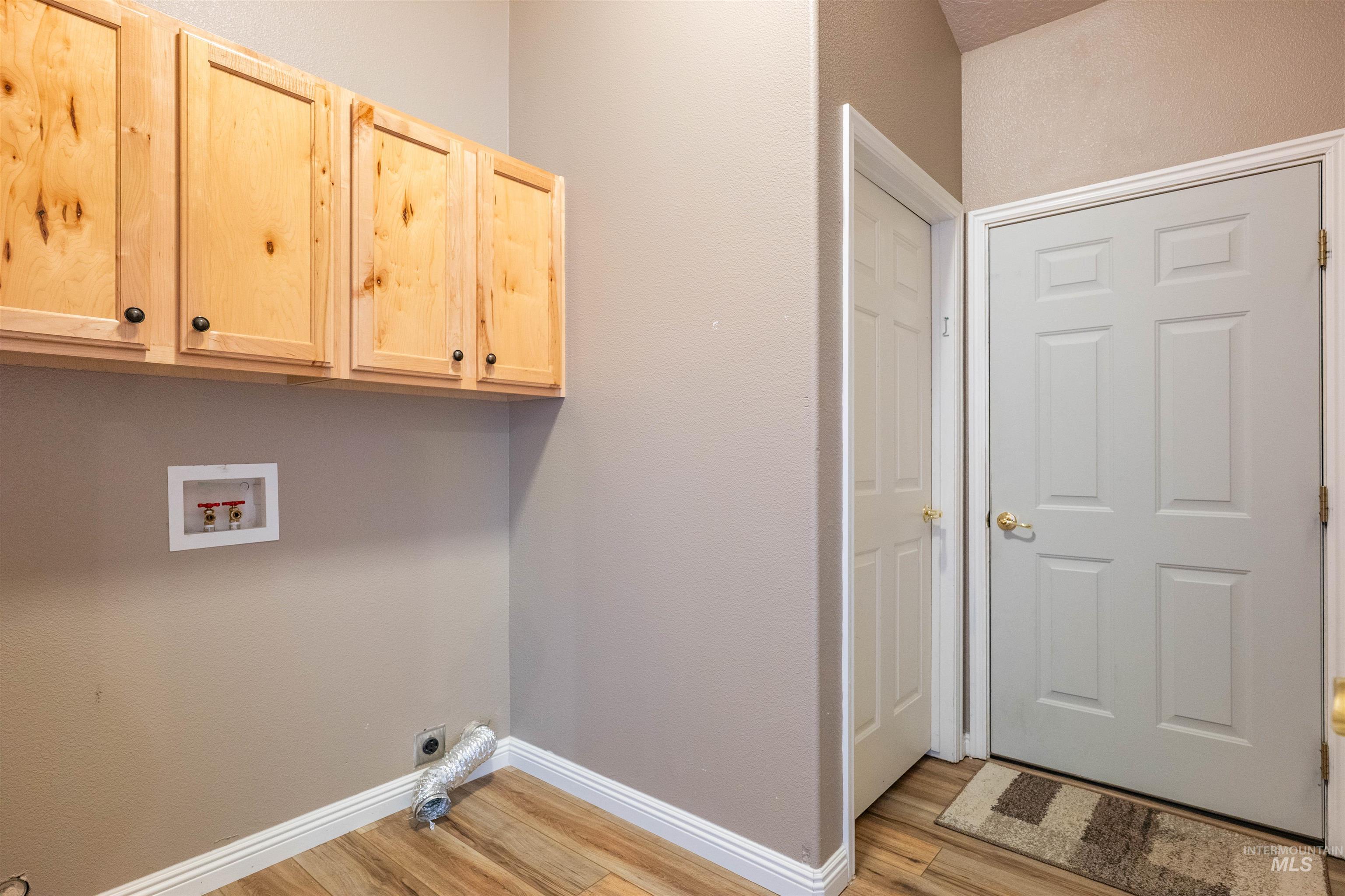 431 Pratt Pl, Burley, Idaho 83318, 3 Bedrooms, 2 Bathrooms, Residential For Sale, Price $425,000,MLS 98972624