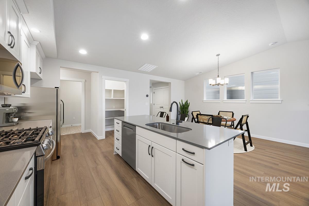 4309 S Zocalo Way, Meridian, Idaho 83642, 3 Bedrooms, 2 Bathrooms, Residential For Sale, Price $434,800,MLS 98972626