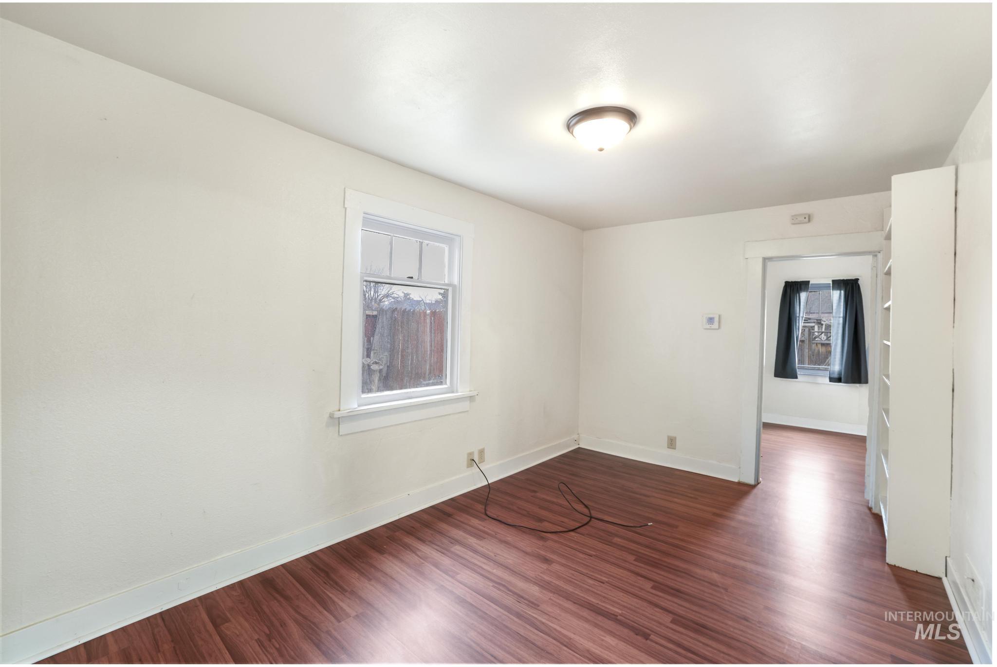 250 Elm st, Twin Falls, Idaho 83301, 2 Bedrooms, 1 Bathroom, Residential For Sale, Price $155,000,MLS 98972627