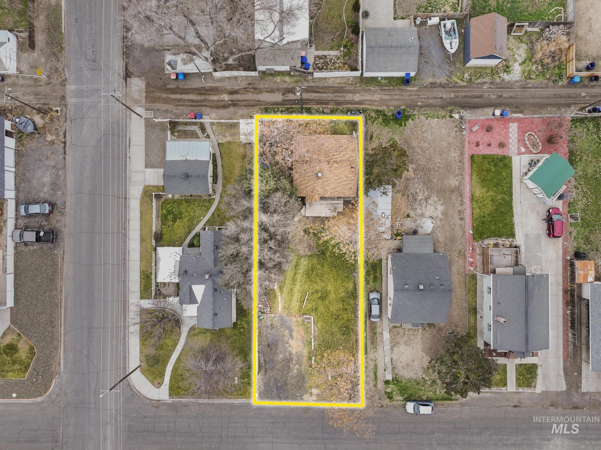 250 Elm st, Twin Falls, Idaho 83301, 2 Bedrooms, 1 Bathroom, Residential For Sale, Price $155,000,MLS 98972627