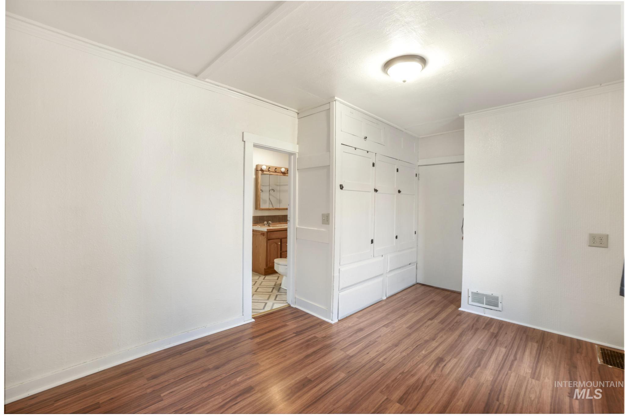 250 Elm st, Twin Falls, Idaho 83301, 2 Bedrooms, 1 Bathroom, Residential For Sale, Price $155,000,MLS 98972627