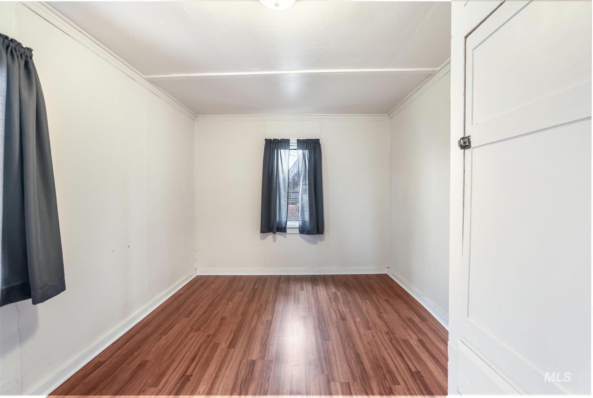 250 Elm st, Twin Falls, Idaho 83301, 2 Bedrooms, 1 Bathroom, Residential For Sale, Price $155,000,MLS 98972627