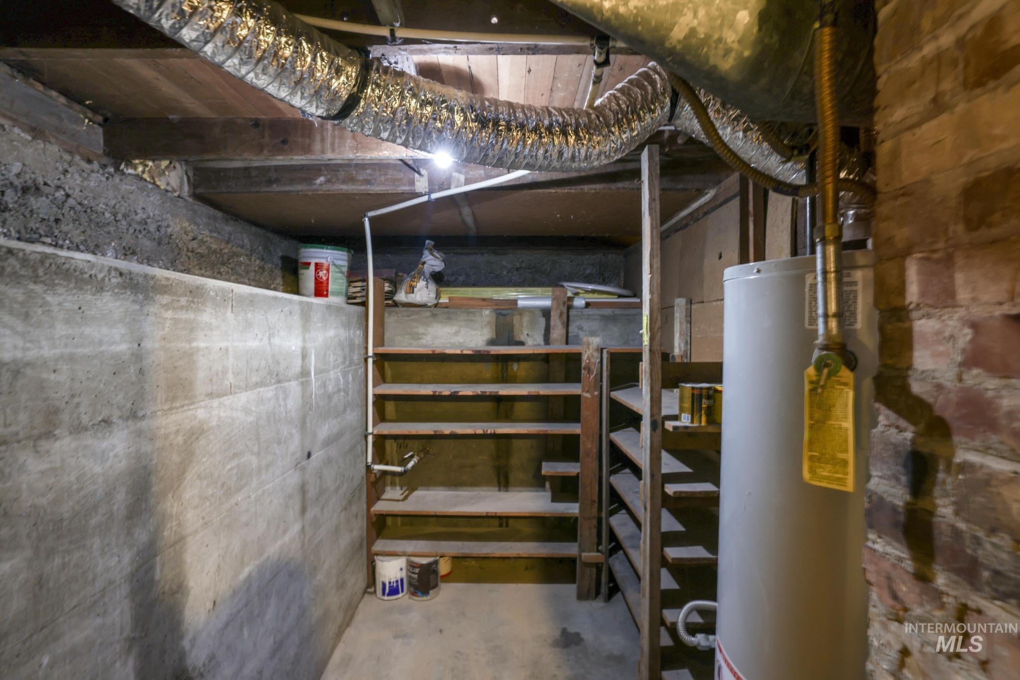 250 Elm st, Twin Falls, Idaho 83301, 2 Bedrooms, 1 Bathroom, Residential For Sale, Price $155,000,MLS 98972627