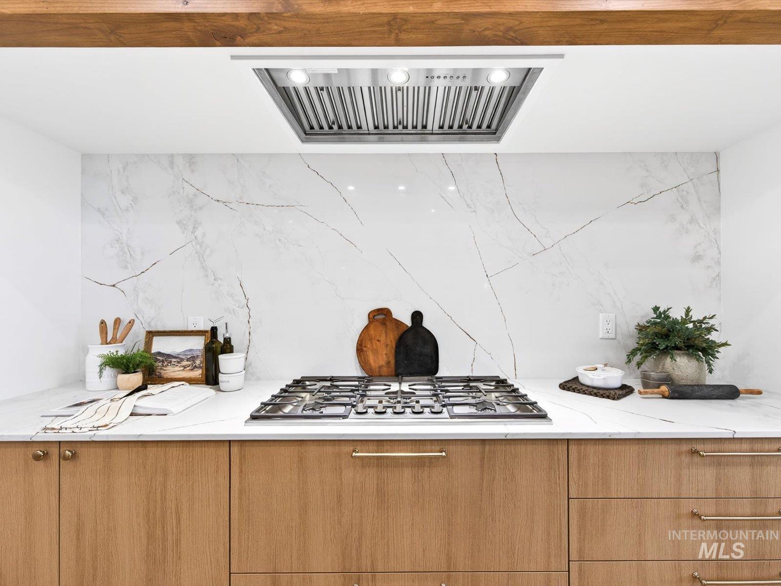 6349 W Piaffe St, Eagle, Idaho 83616, 3 Bedrooms, 3.5 Bathrooms, Residential For Sale, Price $1,349,900,MLS 98972628