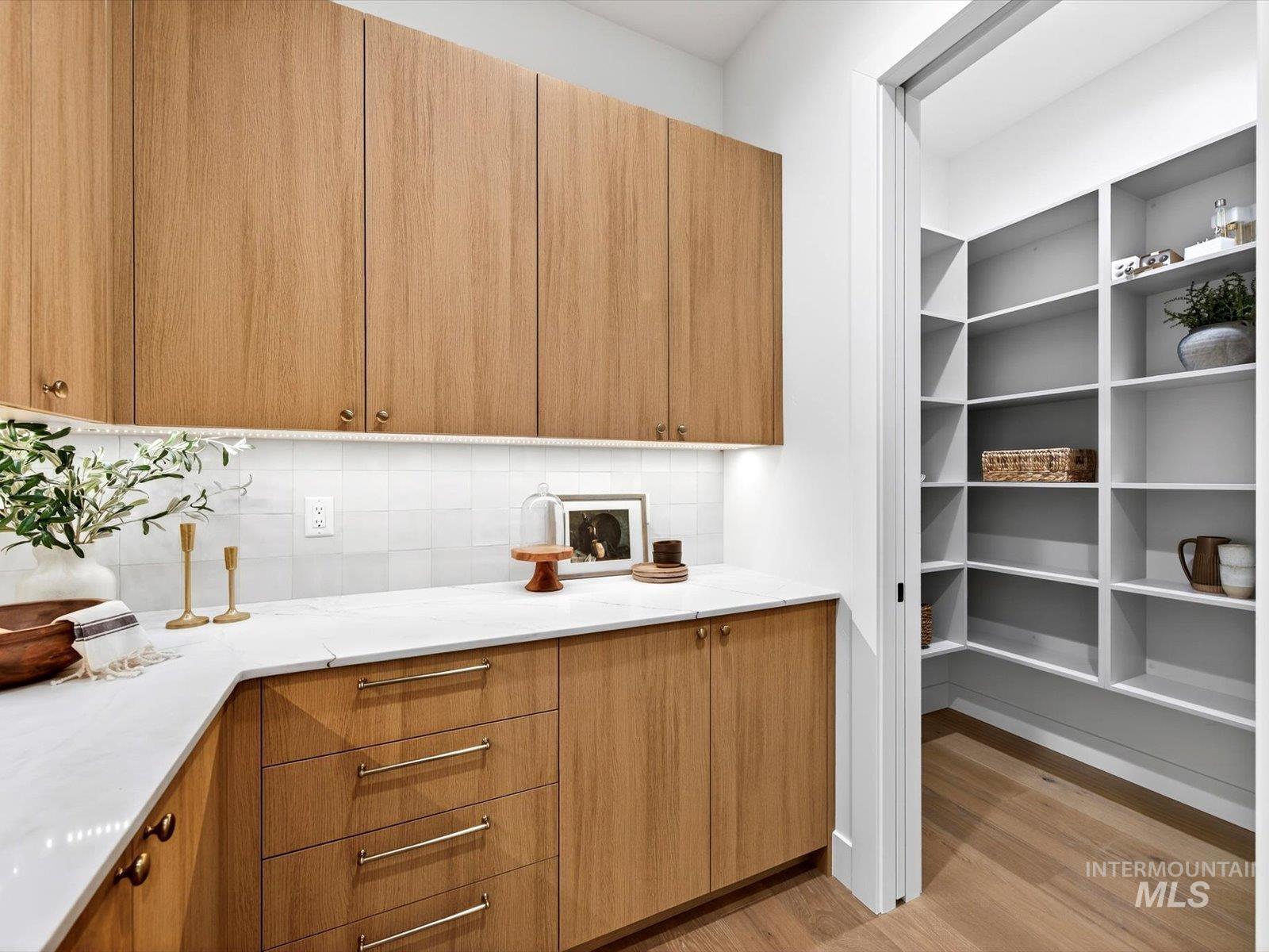 6349 W Piaffe St, Eagle, Idaho 83616, 3 Bedrooms, 3.5 Bathrooms, Residential For Sale, Price $1,349,900,MLS 98972628