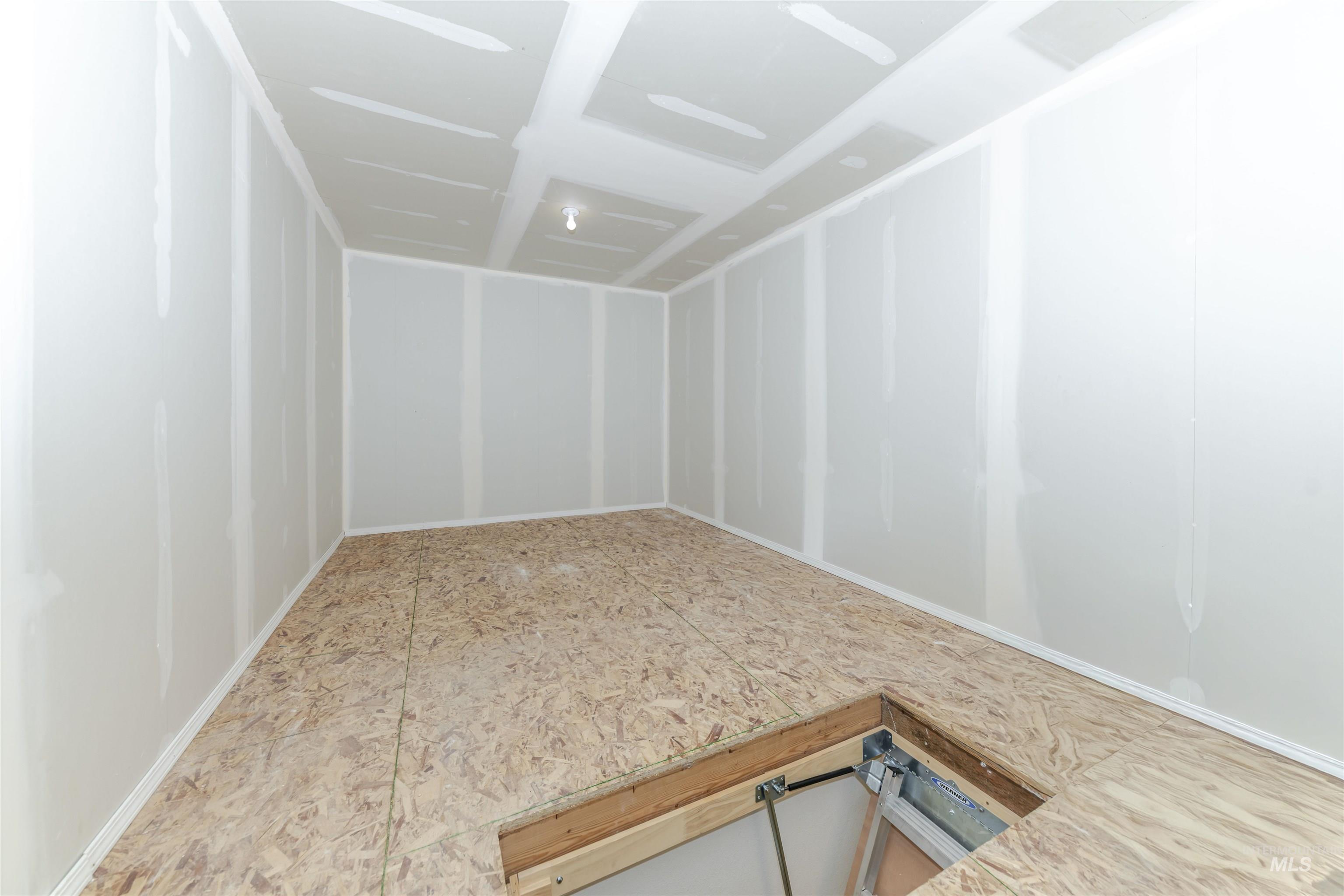 910 Vineland Dr, Clarkston, Washington 99403, 2 Bedrooms, 2 Bathrooms, Residential For Sale, Price $480,000,MLS 98972632