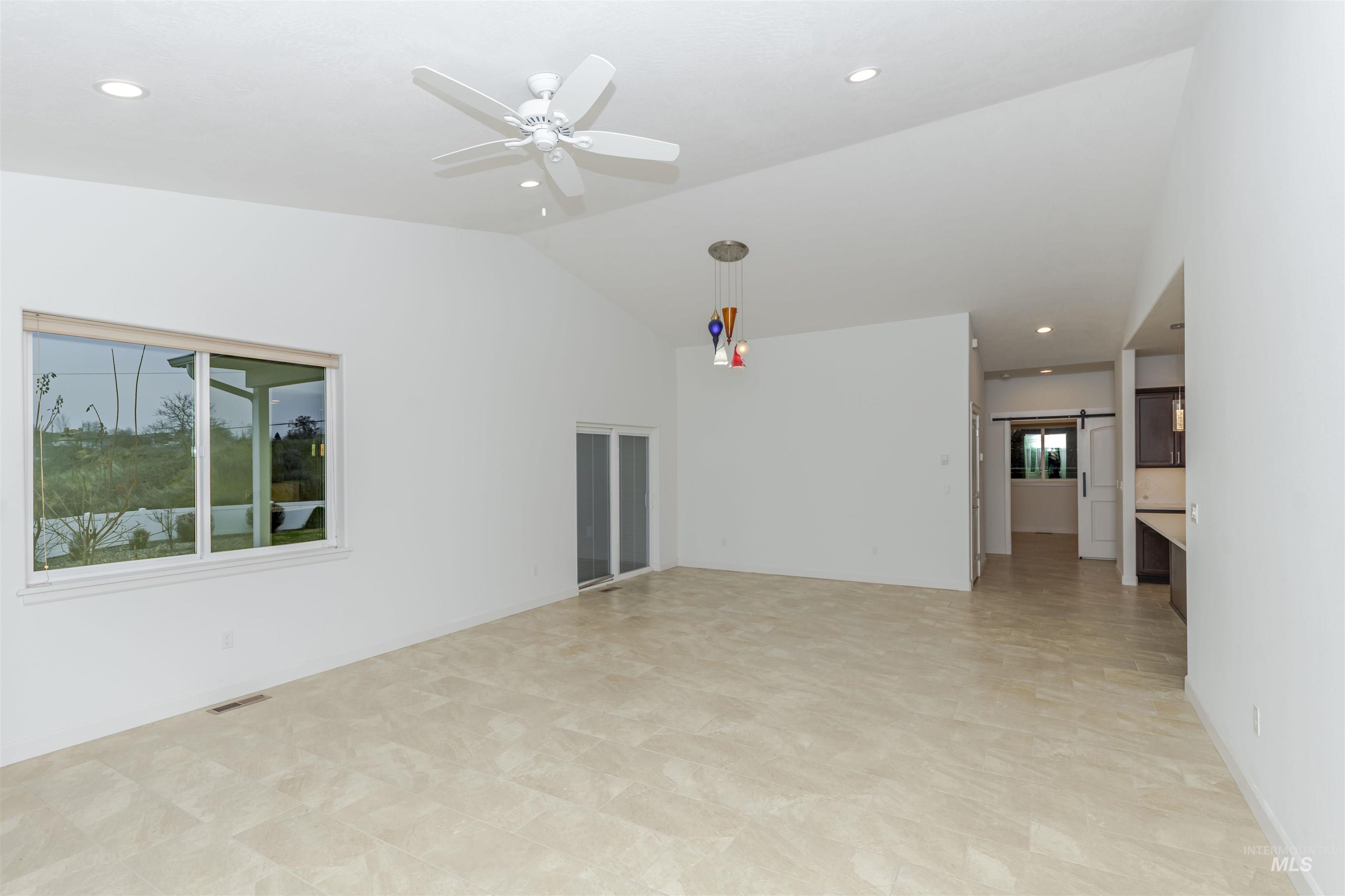 910 Vineland Dr, Clarkston, Washington 99403, 2 Bedrooms, 2 Bathrooms, Residential For Sale, Price $480,000,MLS 98972632