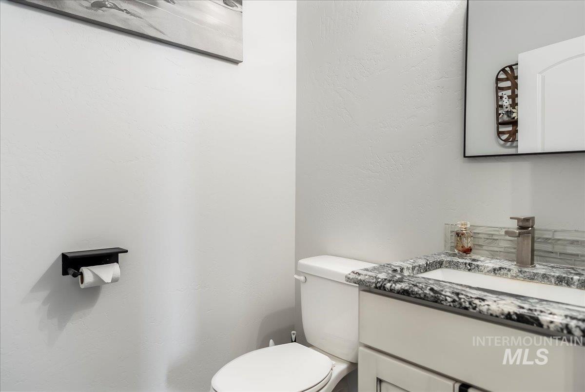 103 S 160 W, Jerome, Idaho 83338, 4 Bedrooms, 3.5 Bathrooms, Residential For Sale, Price $759,900,MLS 98972633