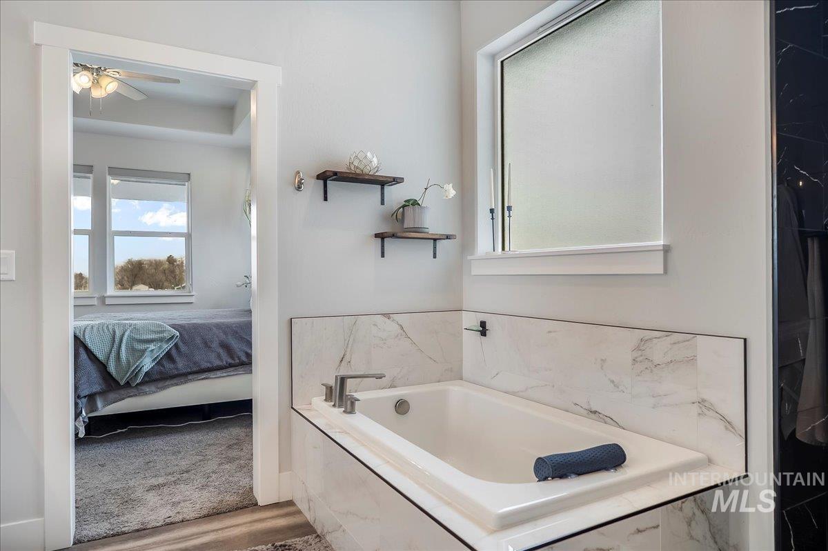 103 S 160 W, Jerome, Idaho 83338, 4 Bedrooms, 3.5 Bathrooms, Residential For Sale, Price $679,900,MLS 98972633