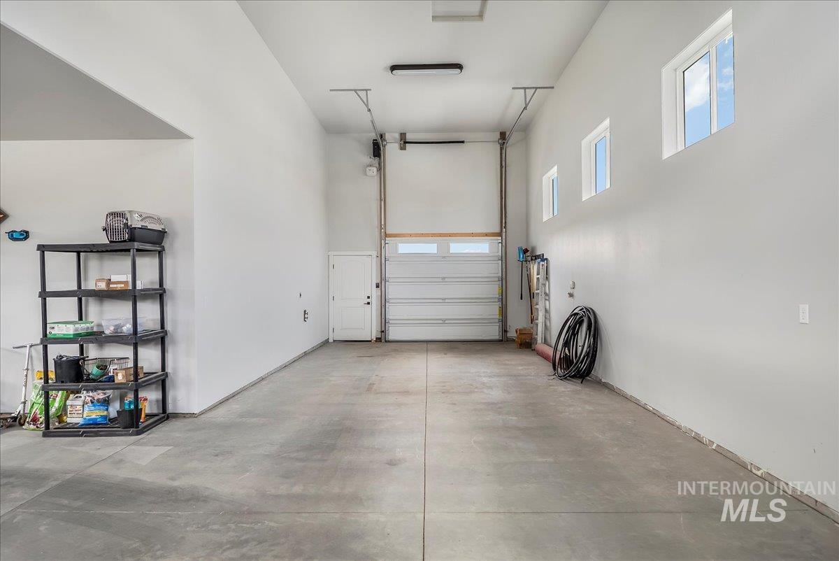 103 S 160 W, Jerome, Idaho 83338, 4 Bedrooms, 3.5 Bathrooms, Residential For Sale, Price $679,900,MLS 98972633