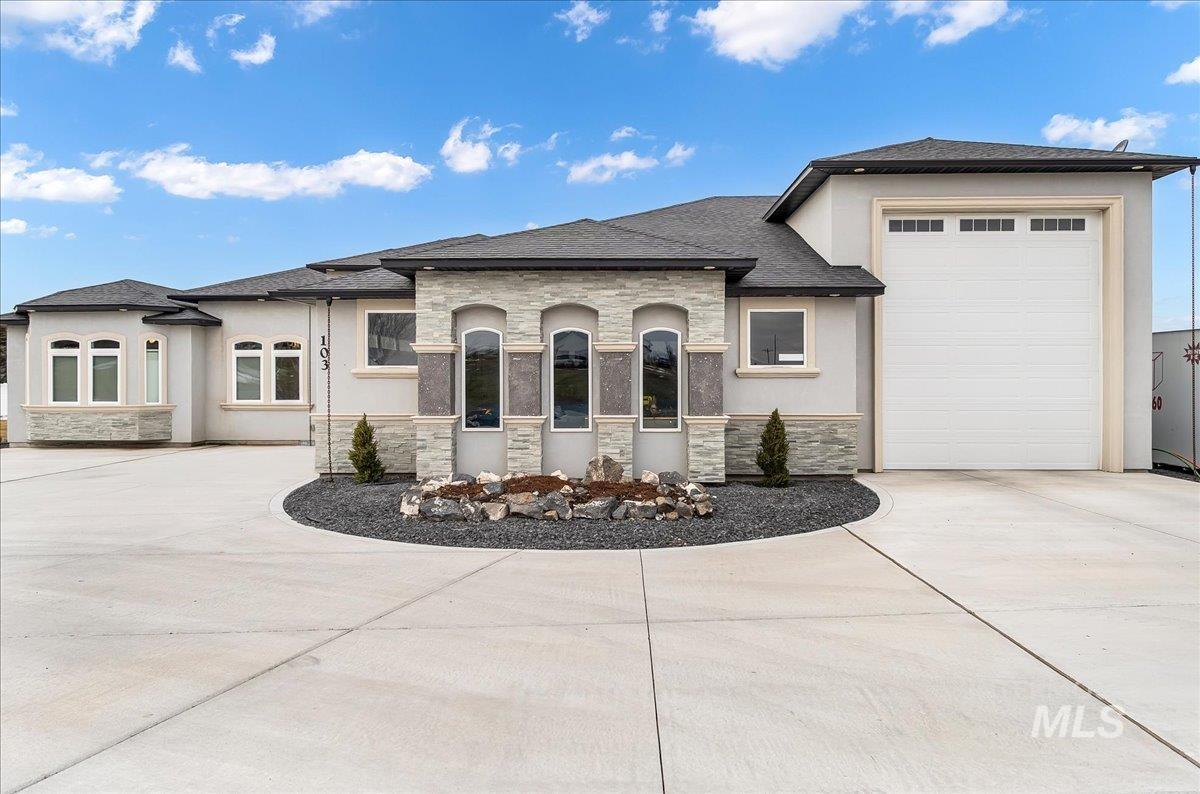 103 S 160 W, Jerome, Idaho 83338, 4 Bedrooms, 3.5 Bathrooms, Residential For Sale, Price $679,900,MLS 98972633