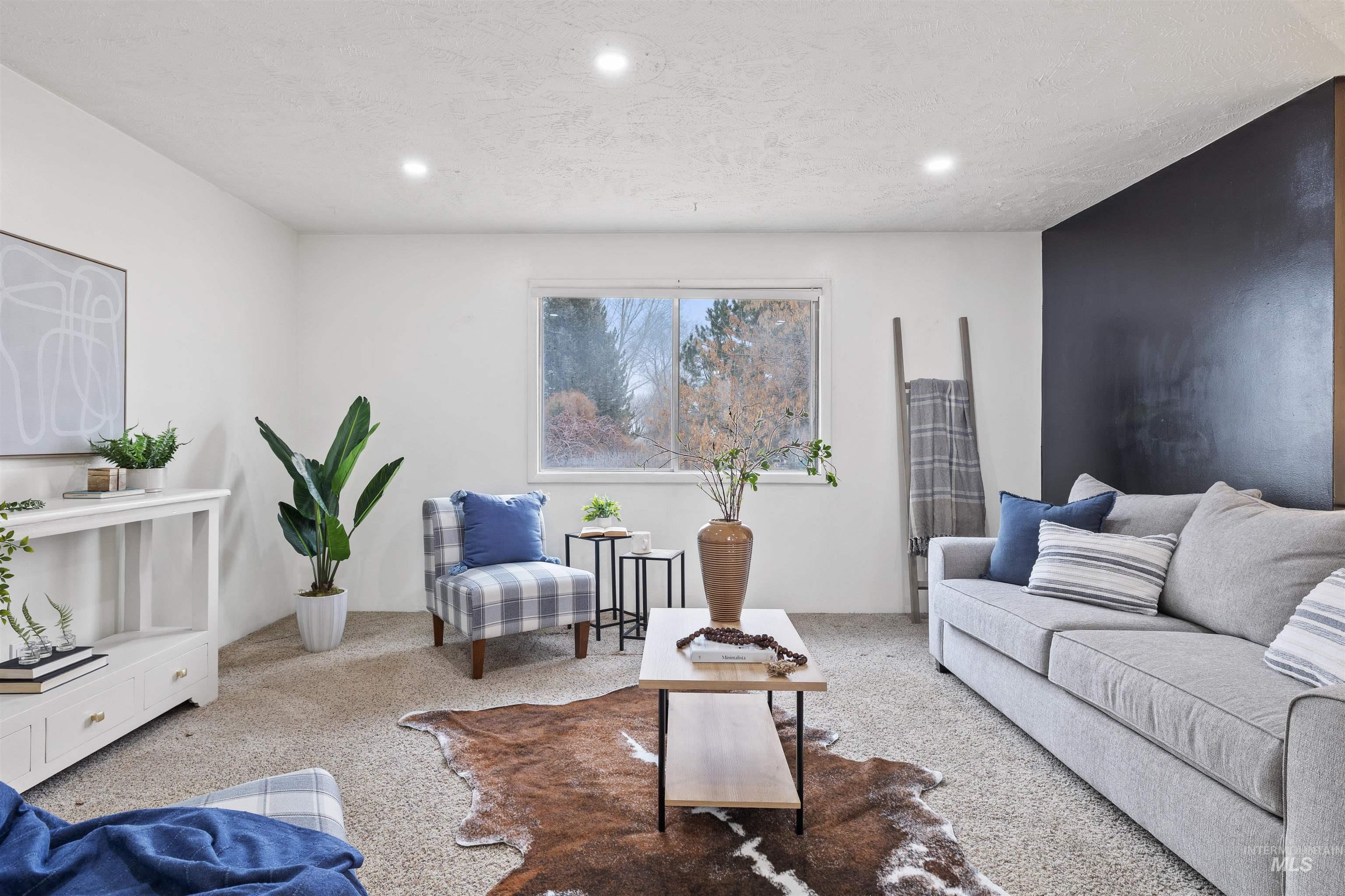 60 Laurie Ln, Burley, Idaho 83318-5037, 4 Bedrooms, 2 Bathrooms, Residential For Sale, Price $350,000,MLS 98972634