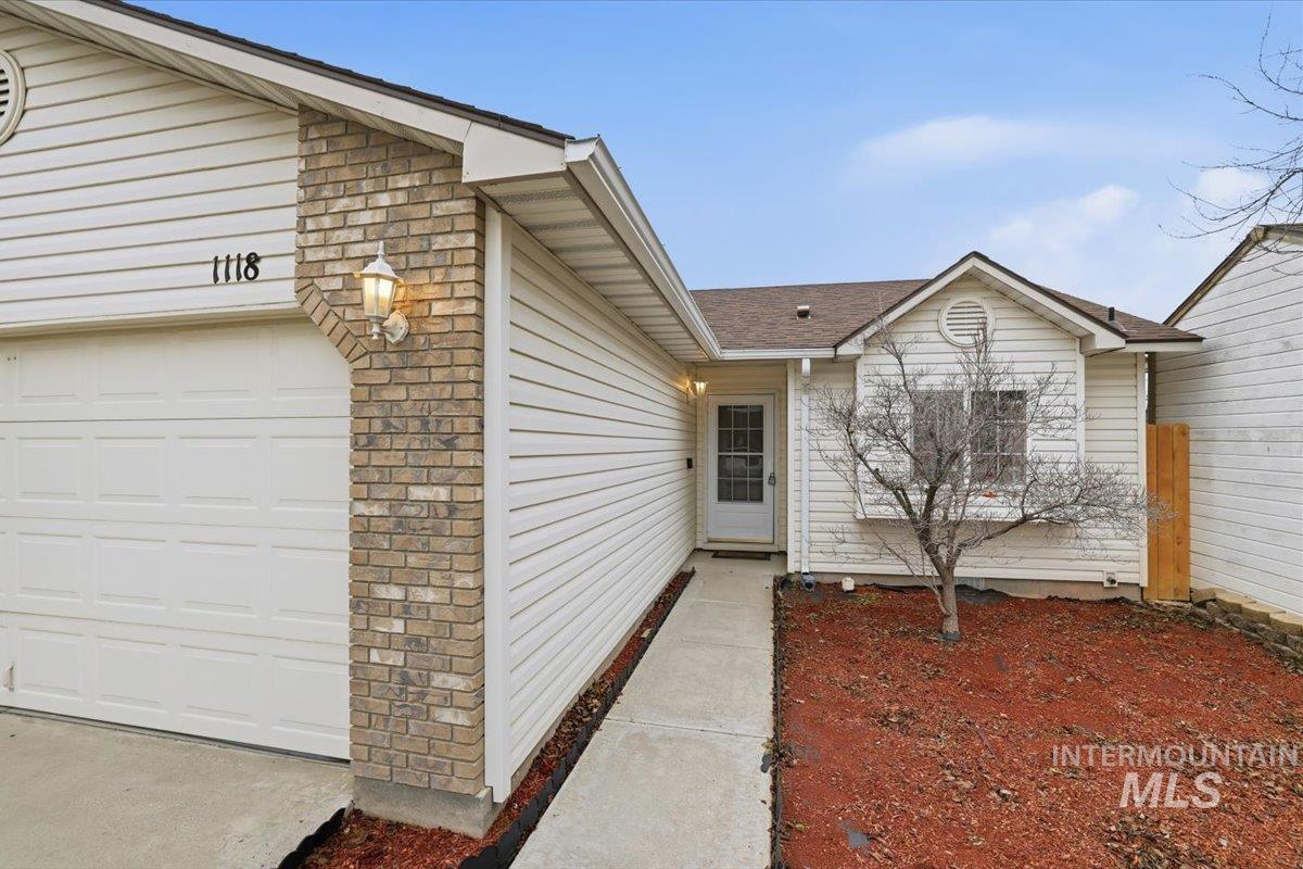1118 W Teton Ave, Nampa, Idaho 83686, 3 Bedrooms, 2 Bathrooms, Residential For Sale, Price $340,000,MLS 98972636