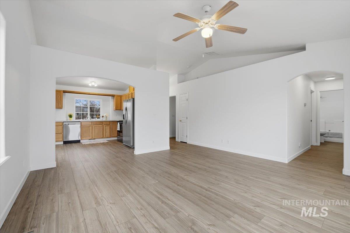 1118 W Teton Ave, Nampa, Idaho 83686, 3 Bedrooms, 2 Bathrooms, Residential For Sale, Price $340,000,MLS 98972636