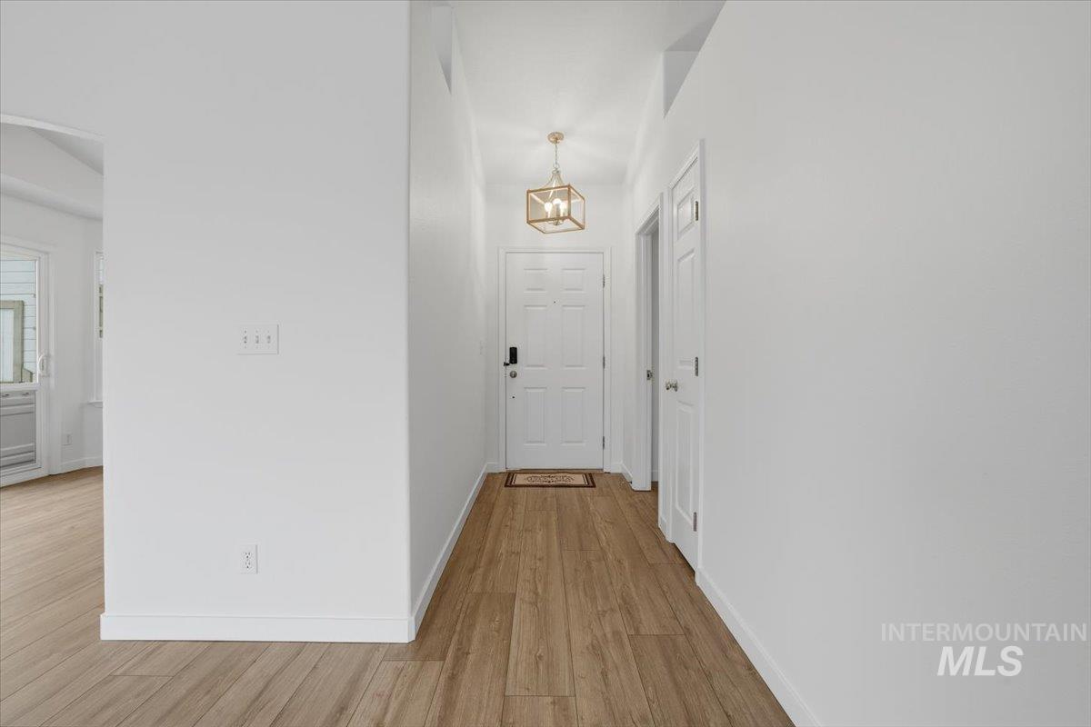 1118 W Teton Ave, Nampa, Idaho 83686, 3 Bedrooms, 2 Bathrooms, Residential For Sale, Price $340,000,MLS 98972636