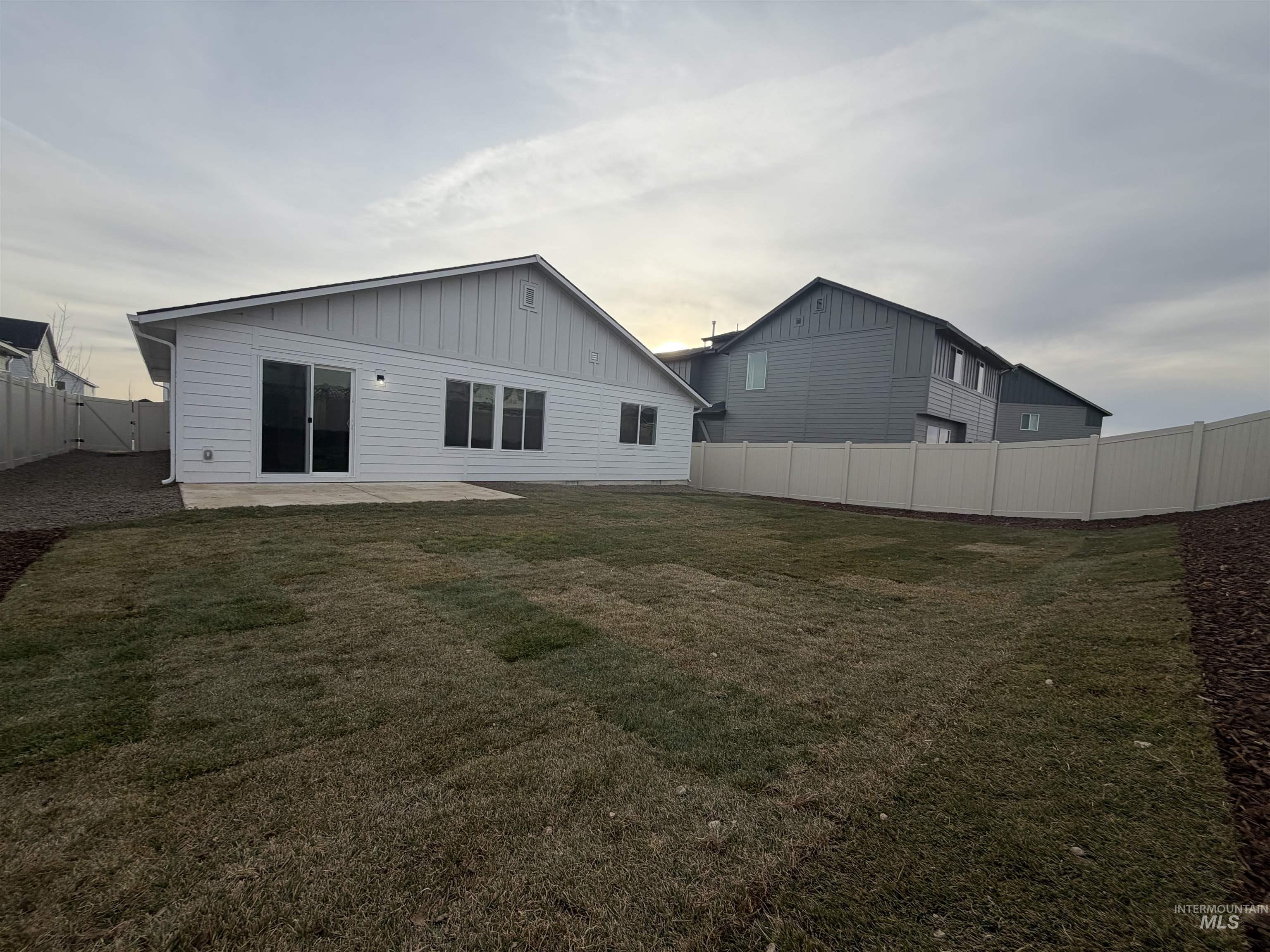 10550 W Tinder St., Star, Idaho 83669, 3 Bedrooms, 2 Bathrooms, Rental For Rent, Price $2,100,MLS 98972637