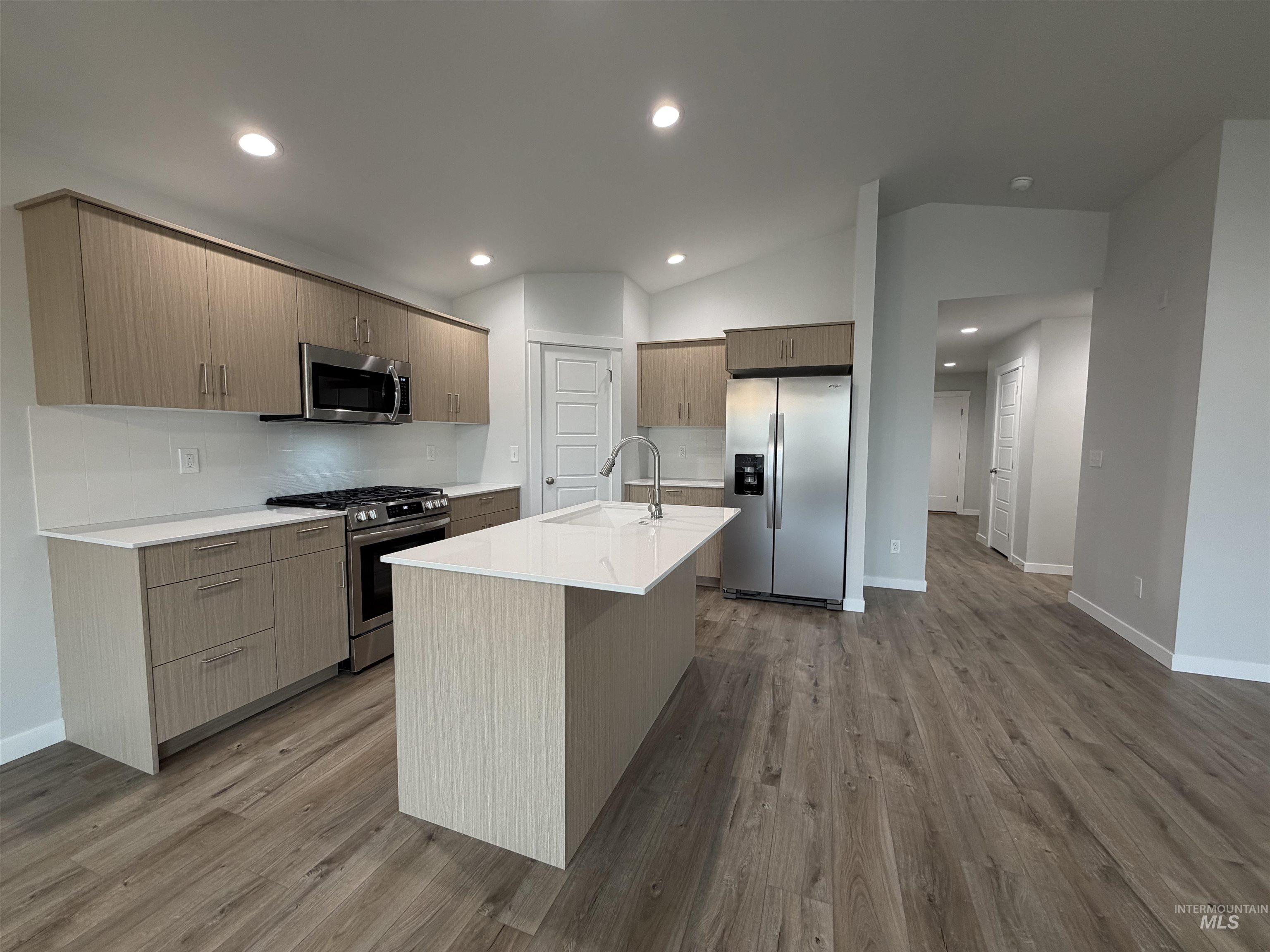 10550 W Tinder St., Star, Idaho 83669, 3 Bedrooms, 2 Bathrooms, Rental For Rent, Price $2,100,MLS 98972637