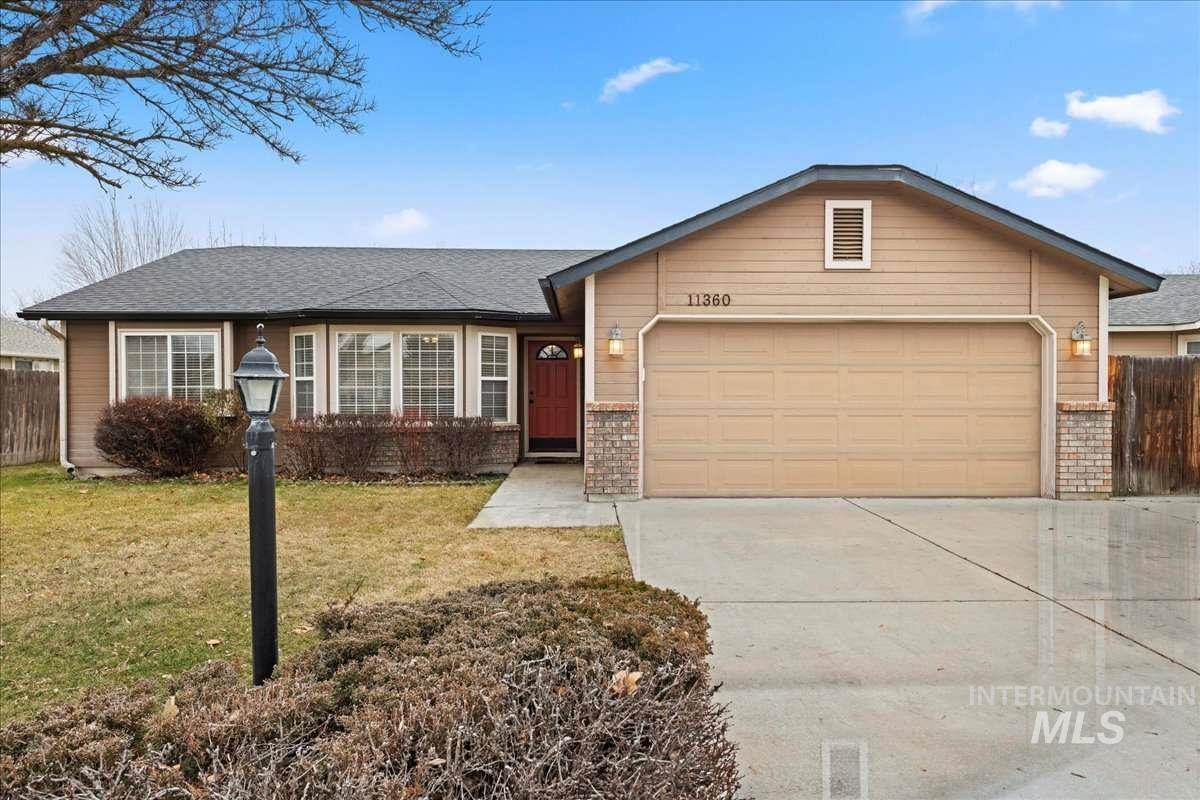 11360 W Excalibur, Boise, Idaho 83713, 3 Bedrooms, 2 Bathrooms, Residential For Sale, Price $399,999,MLS 98972638