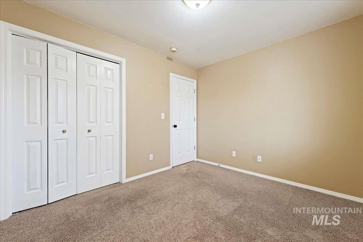 11360 W Excalibur, Boise, Idaho 83713, 3 Bedrooms, 2 Bathrooms, Residential For Sale, Price $399,999,MLS 98972638