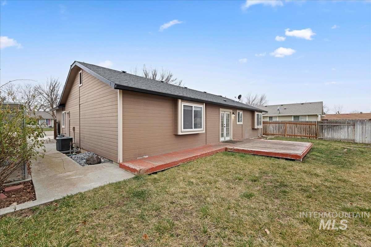 11360 W Excalibur, Boise, Idaho 83713, 3 Bedrooms, 2 Bathrooms, Residential For Sale, Price $399,999,MLS 98972638